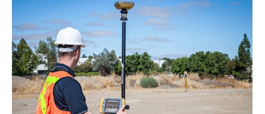 Topcon’s Hybrid Positioning Combines GNSS and Optical Measurement